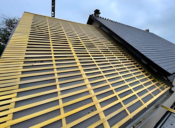 Travaux de couverture en cours Saint-Germain-sur-Avre